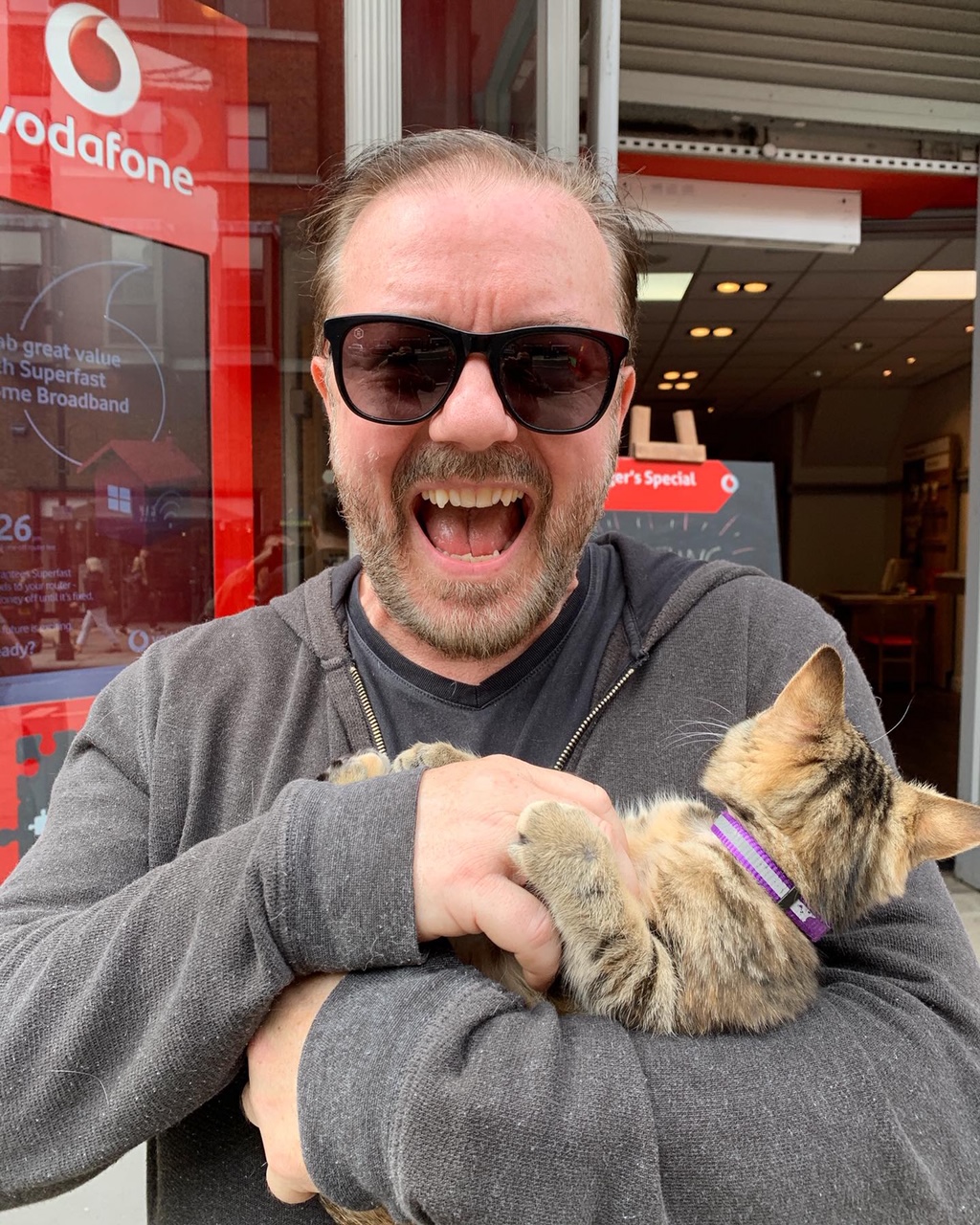 2019-05-19 (Quita the Kitty) Ricky Gervais